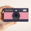 Appareil photo peeksme rose + 1 paire de clips vert + 1 lanière bleue
