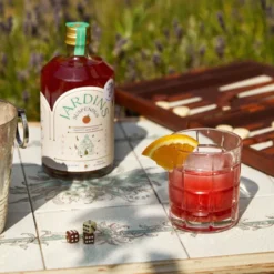 Apéritif orange amère et romarin