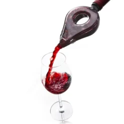 aérateur a vin noir translucide
