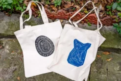 Atelier - linogravure sur sac - paris