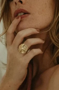Bague ajustable lumineuse plissée - helios