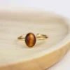 Bague fine œil de tigre ovale femme