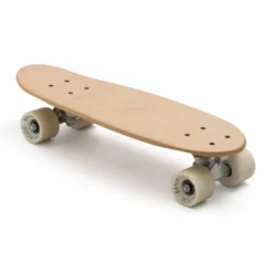 Banwood skateboard nature