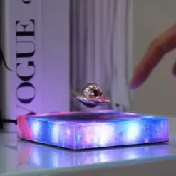 Base avec ovni en lévitation galaxufo