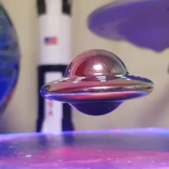 Base avec ovni en lévitation galaxufo
