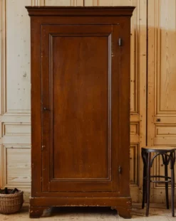 Blandine, la bonnetière en bois n°472