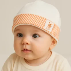 Bonnet de naissance en coton bio vichy