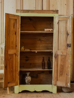 Bonnetière en bois vert n°473