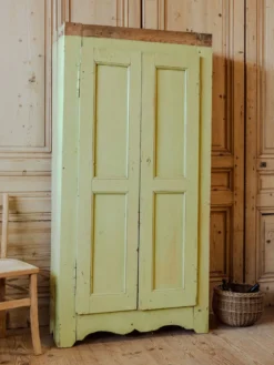 Bonnetière en bois vert n°473