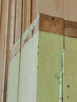 Bonnetière en bois vert n°473