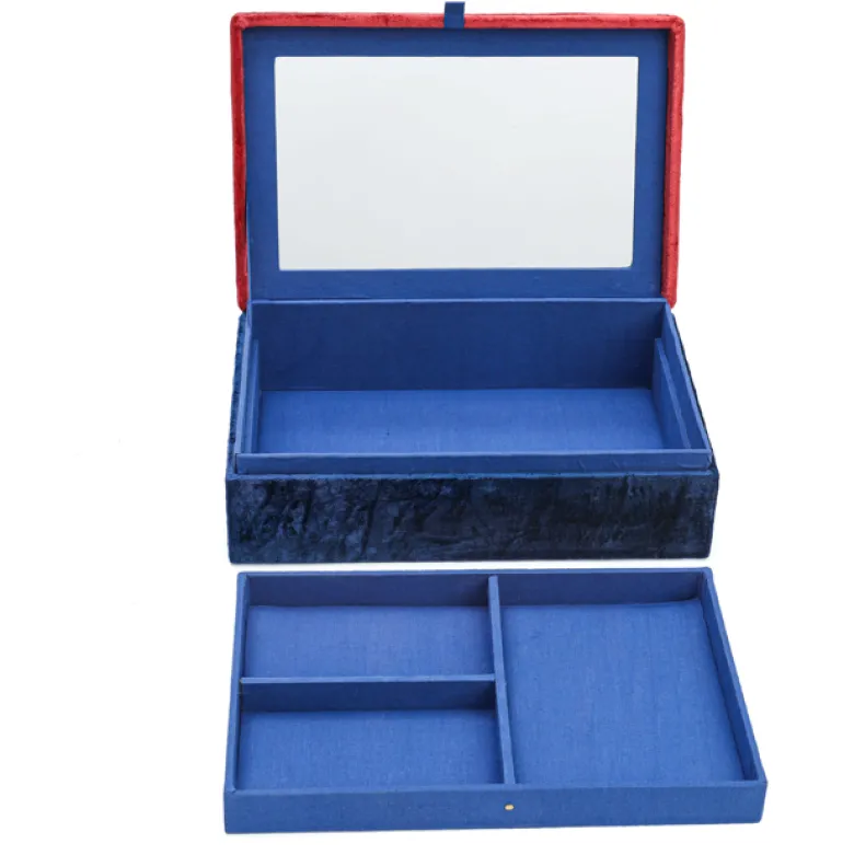 Boîte à bijoux broderie artisanale rouge et bleu