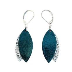 Boucle d'oreille mini-pétale pétrole