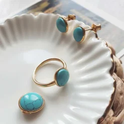 Boucle d'oreille turquoise, doré