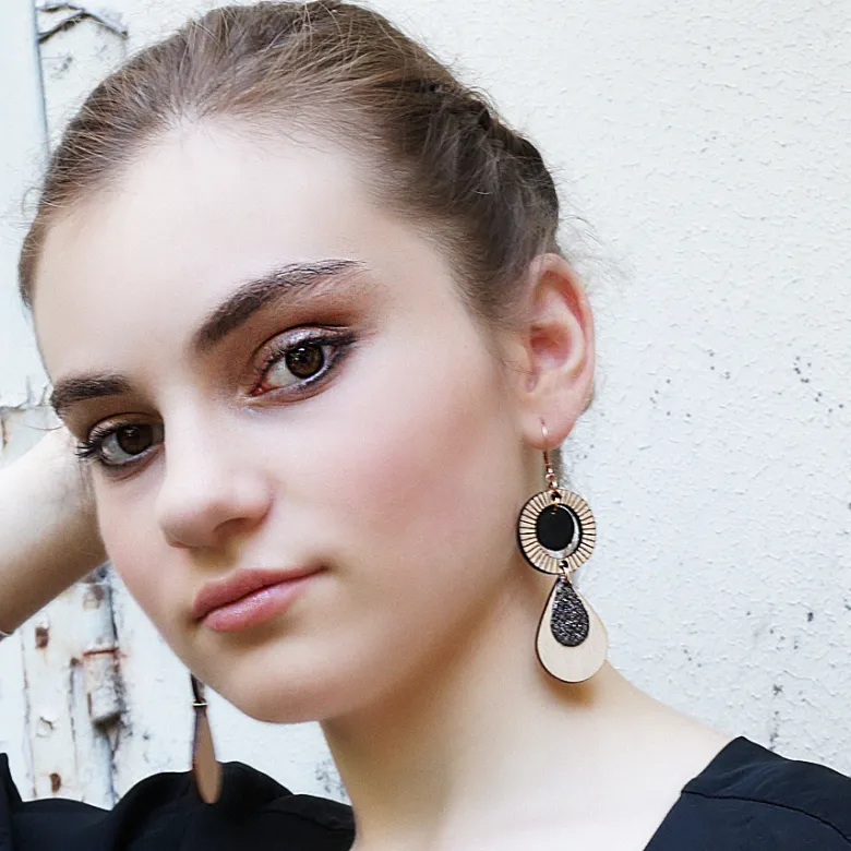 Boucles d'oreilles ethnique noir