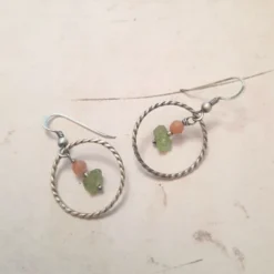 Boucles d'oreilles ethniques péridot