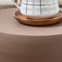 Bout de canapé marron