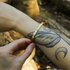 Bracelet jonc femme futhark rune viking