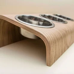 Buvo, gamelle ergonomique chat en chêne