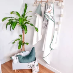 Cape de bain bébé en bambou - Qualité et Écologie Made in France