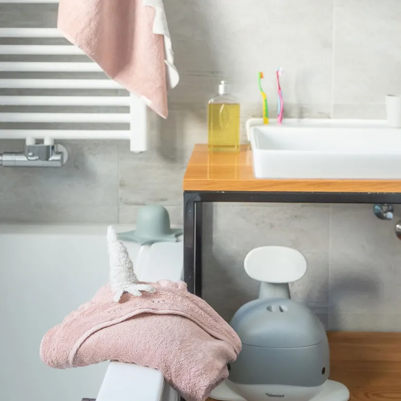 Cape de bain licorne