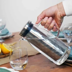 Carafe filtrante Akua