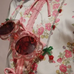 Chaîne de perles pour lunettes de soleil enfant cherry