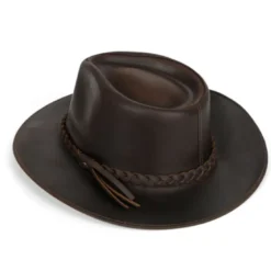 Chapeau en cuir marron XL