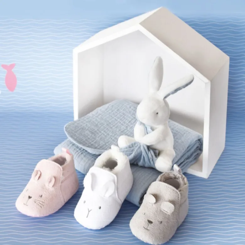 Chaussons gris (0-6 mois)