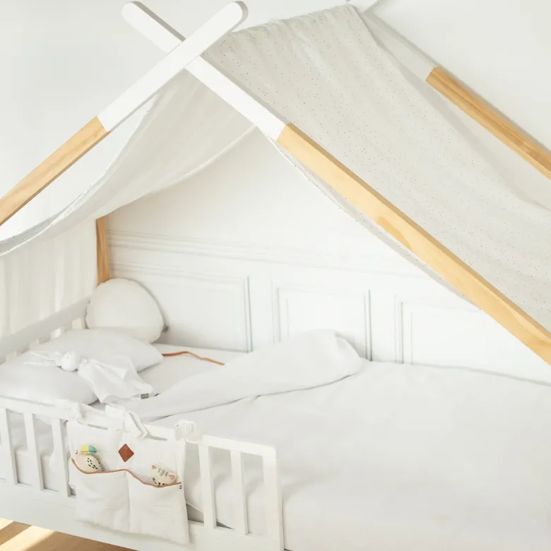 Ciel de lit cabane double gaze pois