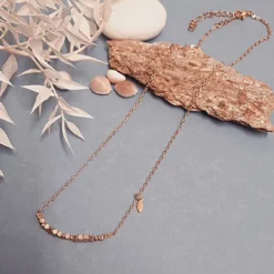 Collier golden cube en acier inox doré