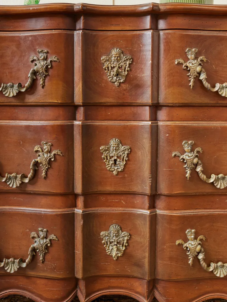Commode arbalète en bois n°613