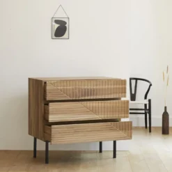 Commode en bois de teck