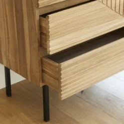 Commode en bois de teck