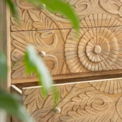 Commode sculpté en bois de manguier adonie