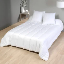 Couette blanche chaude à bouillir 220x24