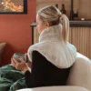 Coussin chauffant épaules et cou - cosy Beige