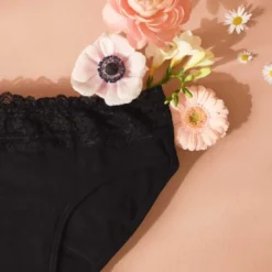 Culotte menstruelle dentelle bio m noir
