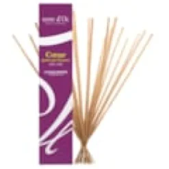 Cœur gravé sur l'écorce 25 bâtonnets d'encens parfumés cèdre tonka terre d'Oc