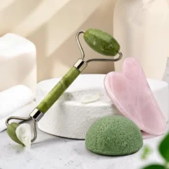 Duo roller jade vert + gua sha quartz rose + konjac offert