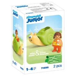 Enfant avec escargot à bascule junior