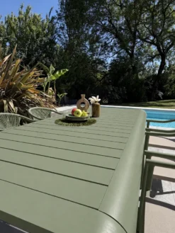 Ensemble repas de jardin en aluminium 6 places - vert olive