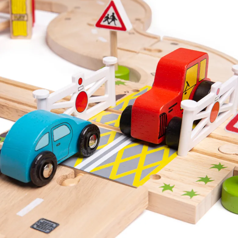 Ensemble route et rail en bois