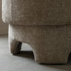 Fauteuil arrondi taupe