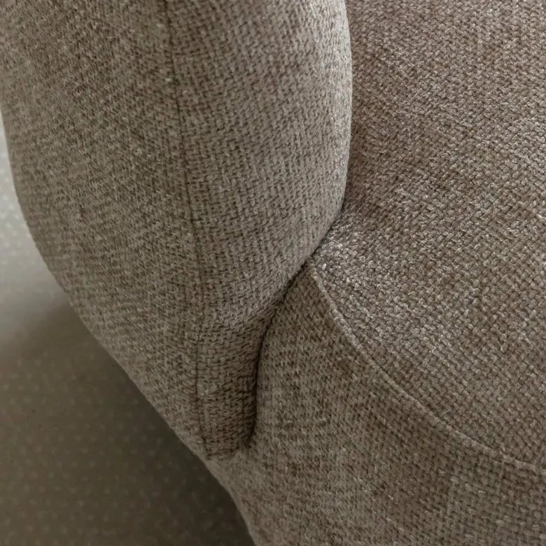 Fauteuil arrondi taupe