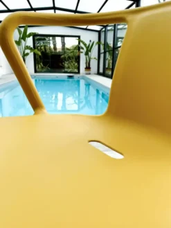 Fauteuil de jardin empilable en polypropylène - jaune moutarde