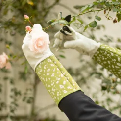 Gants imprimé floral pour épineux