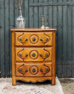 Garance, la commode en bois n°140