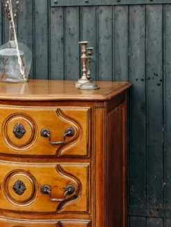 Garance, la commode en bois n°140