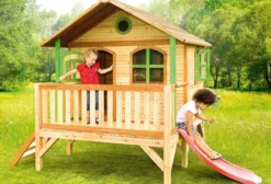 Grande cabane enfant sur pilotis stef