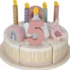 Gâteau d'anniversaire rose